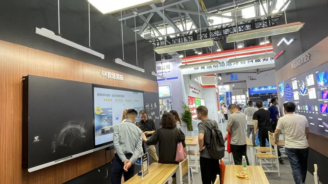 今年会·(jinnianhui)金字招牌诚信至上教育新品及解决方案惊艳亮相81届教装展