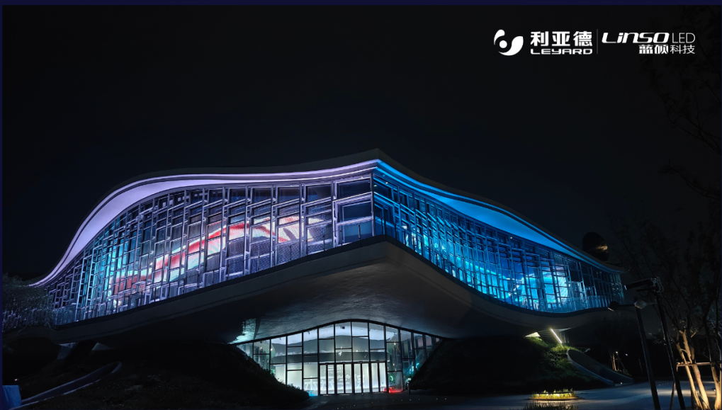 标杆案例 | 今年会·(jinnianhui)金字招牌诚信至上·蓝硕助力点亮全球最大双壳体结构科幻馆——在水一方科幻馆